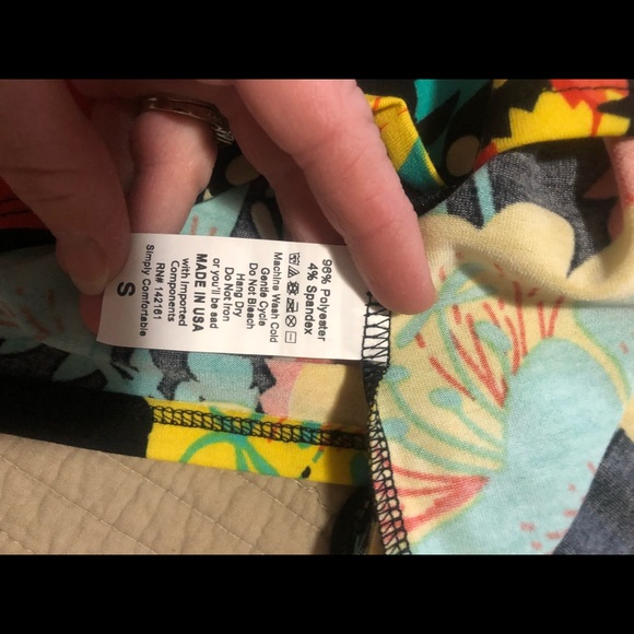 LuLaRoe S Gigi NWOT - Picture 2 of 2